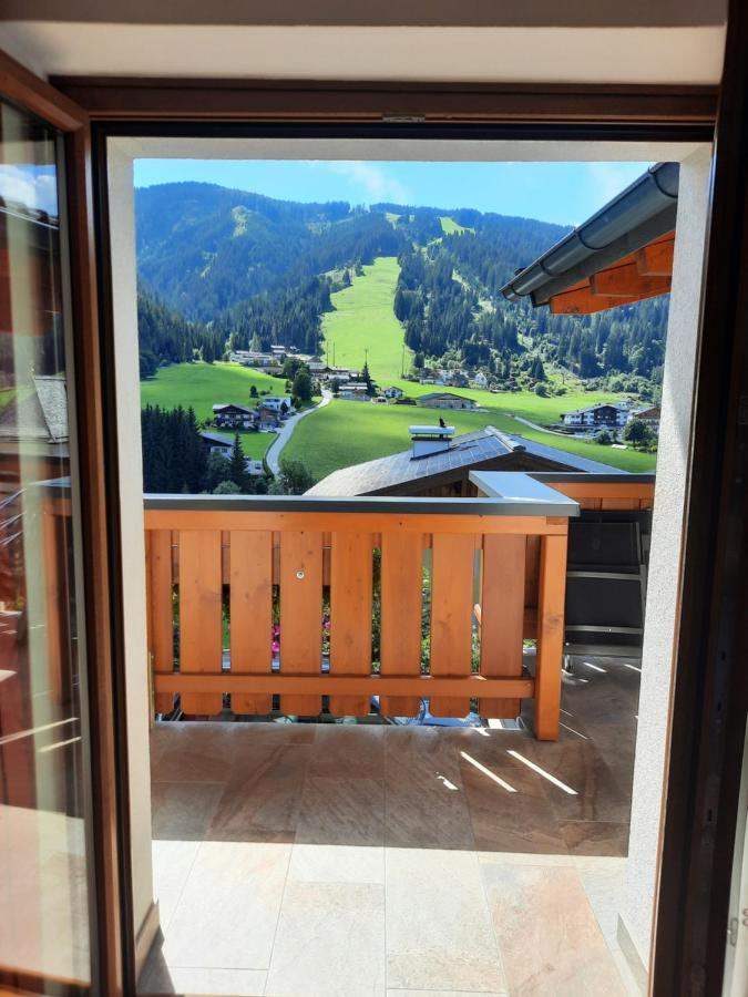 Appartement Haus Traninger à Flachau Extérieur photo